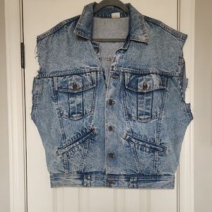 Palmetto Light Wash Cut Off Denim Vest